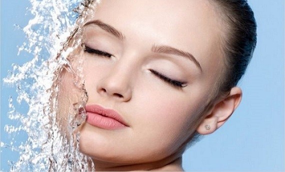 Természetes növényi összetevők és olajok bőrápoláshoz